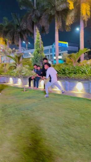 Best group flip 😱🥹😍😲🫵🤭🥲😅😁 #trendingstunt #viralshorts#shortsvideos #reelindia #facebookviral #backflipchallenge #trendingviral#viralchallenge #publicreaction #stunt @ahasanflipper | Ahasan Flipper