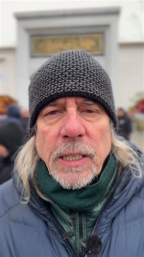 Thomas Heise, SPIEGEL TV on Instagram: "Beerdigung Berlin Milieu Kriminalität"