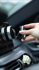 Is this the car mount you are looking for? #carmount #phonemount #magneticmount | Tech way