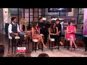 The Talk 'Jane the Virgin' Cast Spill on Season Premiere
