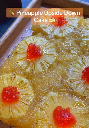 🍍 Pineapple Upside Down Cake 🍰 A soft, buttery vanilla cake topped with sweet caramelized pineapple. So easy to make and absolutely delicious! 💛 Ingredients For the Topping * Sugar – 120g * Melted Butter – 80g * Pineapple slices For the Cake * Flour – 170g * Sugar – 170g * Butter – 170g * Eggs – 3 * Baking Powder – 2¼ tsp * Pineapple Juice – 5 tbsp Bake * Preheat oven to 170°C * Bake for 40 minutes #pineapplecake #pineapple #recipes #foryou #cookandcreate