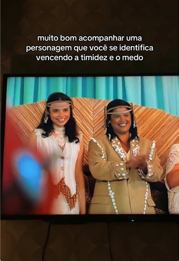 Ana Maria desfilando em A Nobreza do Amor: cena completa
