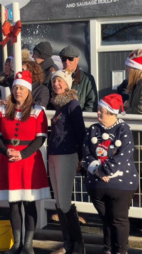 The Best Christmas Jumper competition was ON 🔥🎄 | Hereford Racecourse