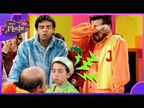 Ludovico y Federica finalmente entregan a Junior a su verdadero padre | La Familia PLuche 3/4 | C-36