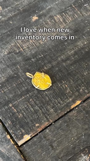 I have a thing for Old Spanish Gold 🏴‍☠️ Spanish 2 Escudo in 22k Bail BIN $8500 #smallbusiness #piratetreasure #colonialhistory #rarejewelry #coincollecting