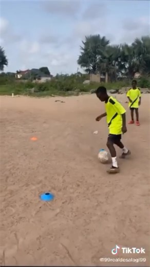 #creatorsearchinsights @Gaga-real-de-salagi @[GAMBIAN NEYMAR]🇧🇷⚽️🪄 @THA_FAMOUS @man_like_met @𝕋ℝ𝕏ℙℤ_𝕄𝕆𝕃𝔸 @MahaOfficial33 @SONKO47 ⚽️⚽️😏😛 @꧁༒𓆩IBRAHIM𓆪༒꧂@abdourauf sisawo lie #foot WE REPRESENT R.D.S