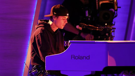 Justin Bieber Led Thousands in Worship at Coachella