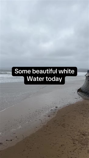 Think ill give it another go , it’s certainly a wild cold morning and wet with some bits of ice in the rain. The joys of Yorkshire fishing #bassfishing #centuryfishingrods