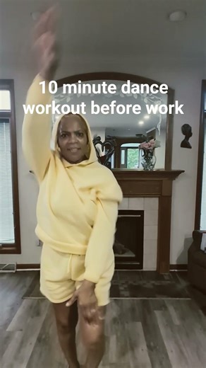 10-minute dance work out before work #dance therapy #moviabody #selfcare #danceyourselffit
