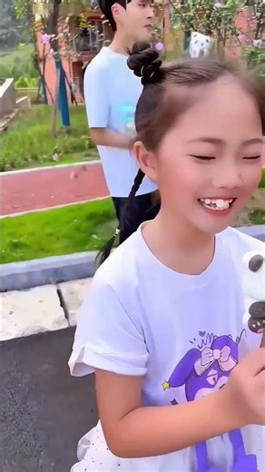 「もう絶対あげない！」リナのキャンディー争奪戦🍬