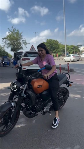 Bike riding status 😘 girl bike lovers video || new bike rider 😄 Princi Sanju 99 biker #bikeriders