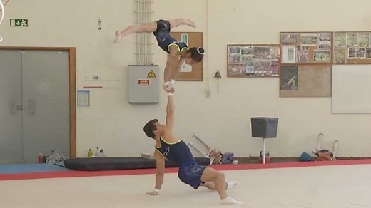 O que é a ginástica acrobática? - RTP Ensina