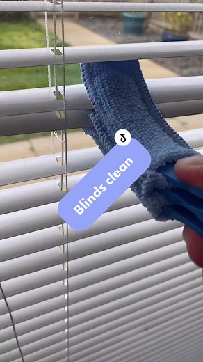 Handy tools to keep your blinds clean. #cleantoc #clean #fyp #cleaningtiktok #lauracleans #foryoupage