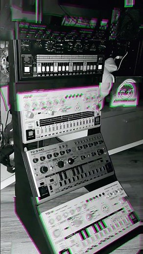 Analog Computer Controlled #techno #musicatechno #behringer