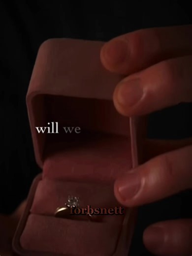 I'm crying so hard my babies proposal OMG I can't wait for next Sunday😭❤️ || #barchie #archieandrews #bettycooper #riverdale #riverdaleseason6 #foryou #fyp #forbsnett