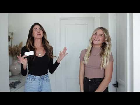 Custom Peel & Stick Wallpaper Bathroom Install