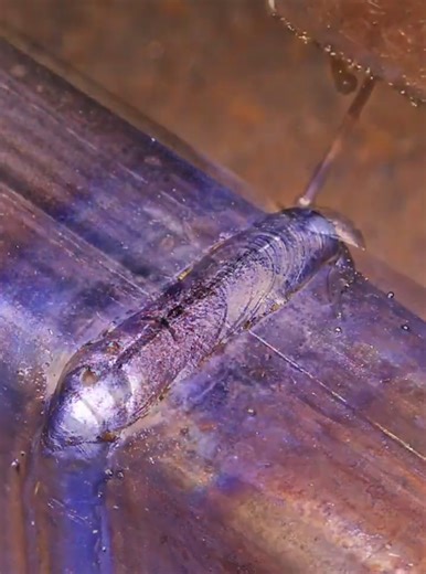 Electrode Spot Welding: Clean Arc, Strong Joint