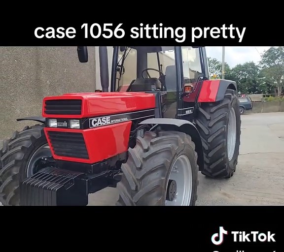 Case 1056 XL Tractor Restoration Progress and Updates