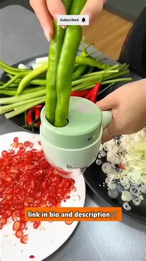 This Viral Kitchen Gadget Cuts Vegetables in Seconds! 🔥 #kitchenhacks