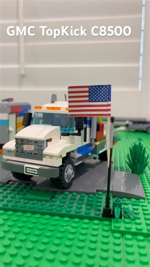 GMC TopKick C8500 in Lego #lego #legotruck #legomoc #america