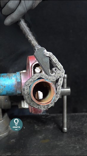 1.3M views · 5.9K reactions | Creative Idea - Making A Smart Tool From Old Chain! The Result Will Shock You | Cʀᴀꜰᴛs Tɪᴘs | Facebook