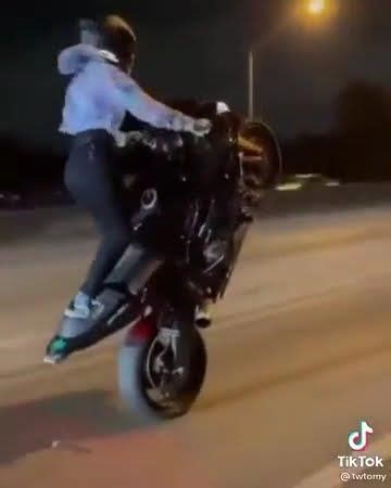 fc642fc4b0854ffb05ff8ef6d5db1b8e 1