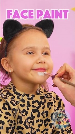 Kitty Face Paint Fun! 🐱💗 Easy Hello Kitty Makeup With Mommy ✨🐈