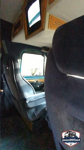 It's playing! The 1991 Chevrolet G20 Conversion Van TV is working! Like these vans?