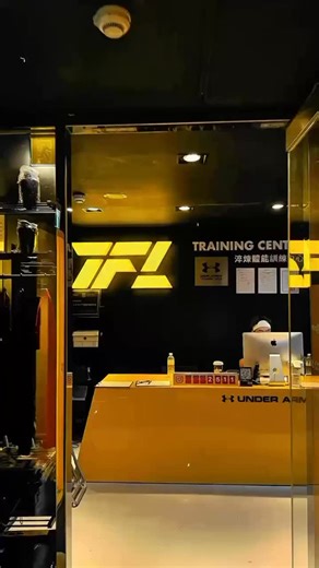 【美國官方WeckMethod 維克訓練系統 L1 & L2｜認證培訓】 🎯2026.04.10 - 2026.04.12 來理解為什麼這樣做 而不是只會照著做 讓訓練更有邏輯、更有效率，也更貼近人類的動作本能 WeckMethod，維克旋轉系統 透過繩流、脈衝訓練鈴、足底訓練器、rmtclub 等器材 以及脊柱引擎 、螺旋核心訓練方式與系統 解決人體運動問題的訓練系統 頭部、脊柱與全身關節的連動性與擺位 大大影響人體的平衡、力量傳遞、步態穩定 ✔️幫助年長者步行能力 ✔️脊柱不適者減壓 ✔️格鬥、高爾夫、棒球、跑者⋯等，運動表現與爆發力提升 ⸻ 📍 台北 TFL 淬煉體能訓練中心 🎯2026.04.10 - 2026.04.12 👨‍🏫 講師：WeckMethod美國總部資深講師 Andrew Martinez親自來台授課 🌟淬煉學員負責人：Gary高漢耀 現場翻譯 ✅1月26日前｜三人團報優惠 ✅2月6日前｜單人超鳥優惠 ✅3月9日前｜單人早鳥優惠 詳情請私訊詢問Line@：@tflacademy #維克旋轉訓練 #weckmethod #功能性訓練 #官方認證培訓 #