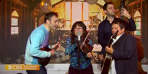 Video: Nickel Creek Perform on CBS Saturday Morning