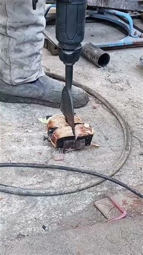 Electric Pickaxe Shovel #tools #toolforce #powertools #electricpickaxe #shrotsfeed #