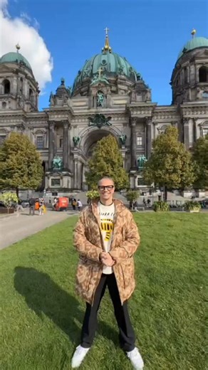 Wen sehe ich alles am 11.10. im Berliner Dom zum @berlinfestivaloflights ✨💫 ? | Alle Farben