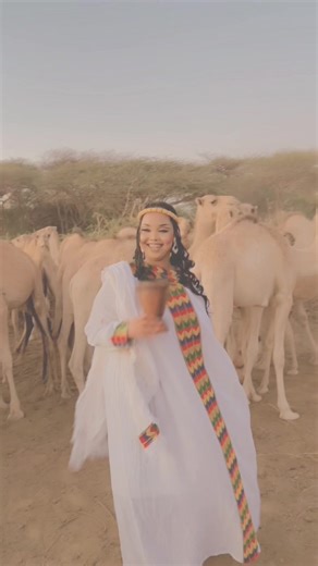 Iyo Qaalmo dhlayah Dumachiyal idinki Malay @Geenyo Make up💄💋 | Make Up Videos