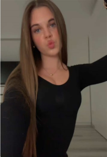 Stylish New Year's Eve Outfit Ideas and Trends