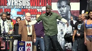 If this video doesn't get you hyped for tonight's title fight, you might not be a fan of the sweet science! Join us at 10p ET/7p PT on Showtime. | All the Smoke Boxing