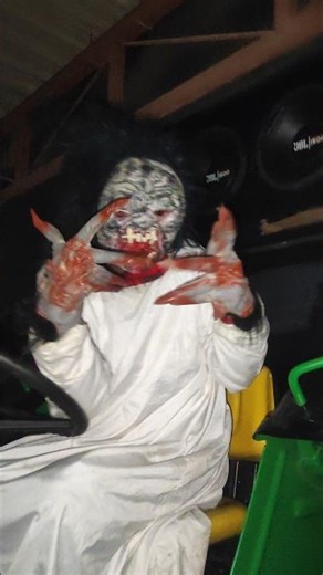 😰😨🧟 #halloween #scary #snow #horror #spooky #santa #cursed #christmas #viral #ghost