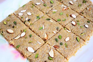 417K views · 1.3K reactions | Til Mawa gajak recipe #til #winter #gajak #famous #new #yumm #tasty #quick #homemade #sweets #indian #cooking #recipe #How #MakarSankranti #special #food #foodies #foodconnection #mom #foodconnection #MadhulikaVatsal #homechef #chef #cheflife #easy #Quick | Food Connection | Facebook