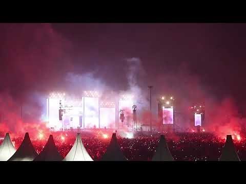 Thompson pjeva Ako ne znaš šta je bilo, na povijesnom koncertu na Hipodromu