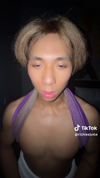 Exploring the Desolate Deep Cave: A Dive Adventure