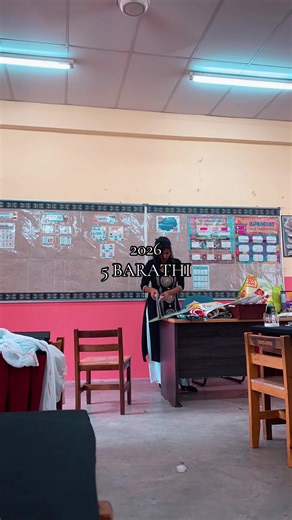 Preparing a Minimalist Classroom for 2026