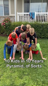 The kids can make a pyramid, sort of. #10kids #largefamily #pyramid | 10kidsin10years
