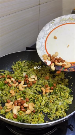 simplysinch on Instagram: "This song has a separate fan base❤️ . . . . . Instagram,fyp,,adayinmylife,minivlog,corporate,corporatelife,trending,explorepage,viralreels,reels,growth,kannada,Kannadasong,follow"