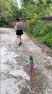 Subi ran out to greet her mother when she saw her returning from the market. #monkey