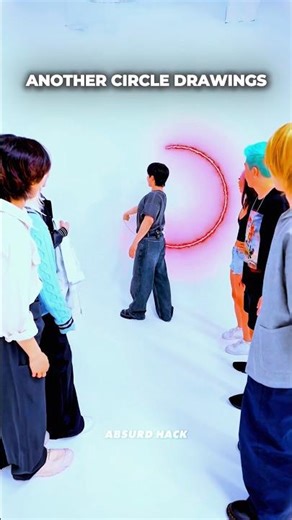 The Circle Drawing Challenge! Pro vs Amateur ⭕💀🔥