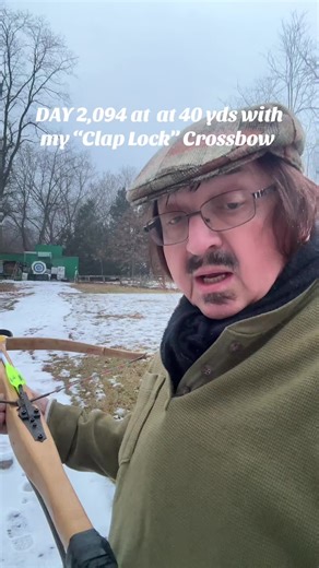 DAY 2,094 at at 40 yds with my “Clap Lock” Crossbow #crossbowshot #crossbows #crossbow #medievalcrossbows #archery