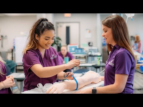 Go into Nursing with an Accelerated BSN | Mercy College of Health Sciences