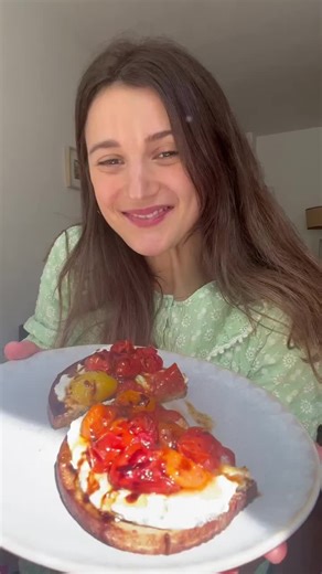 Cette tartine à la ricotta & et aux tomates cerises rôties c’est juste waouuuu 😍 Une recette express avec peu d’ingrédients parfaite quand t’as pas trop le temps, et c’est @Flink qui m’a livré tout ce dont j’avais besoin en quelques minutes ! Si tu veux en profiter, mon code MAUREEN15 offre 15€ dès 30€ aux nouveaux clients ☺️ #tartine #tiktokfood #cuisinefacile #recettefacile #healthy #fyp