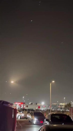 Philippine Airlines Boeing 777 Welcomed at Los Angeles International Airport