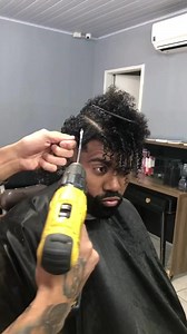 Venga precioso yo le defino sus rizos 😊😅 . . . . . . . . . . . . . . . . Créditos del vídeo a quien correspondan | Rizada