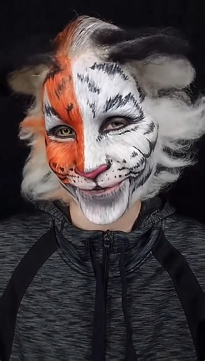 How this tiger body paint comes to life: The details are insane